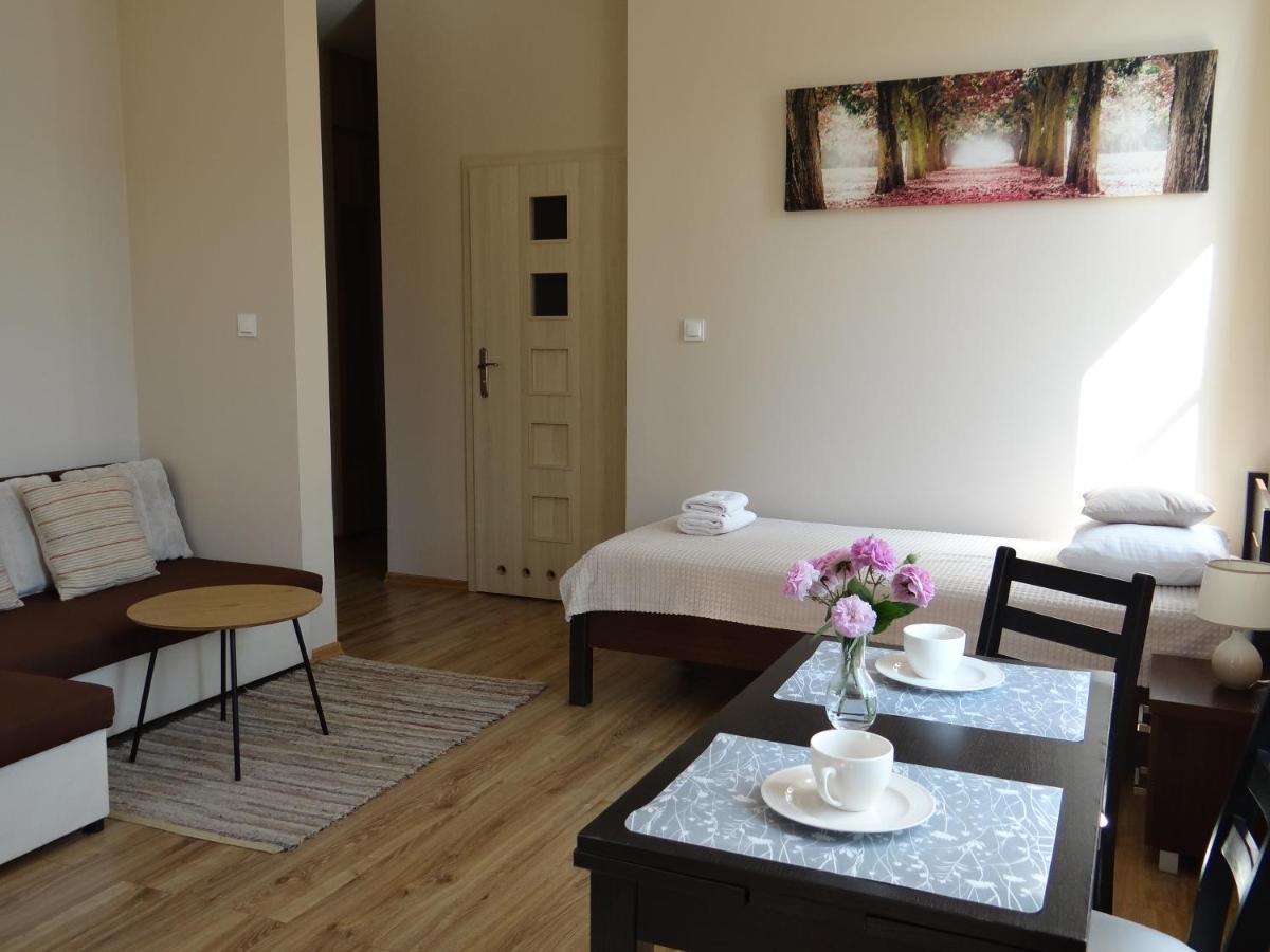 אוסטראון The Lion Rooms מראה חיצוני תמונה