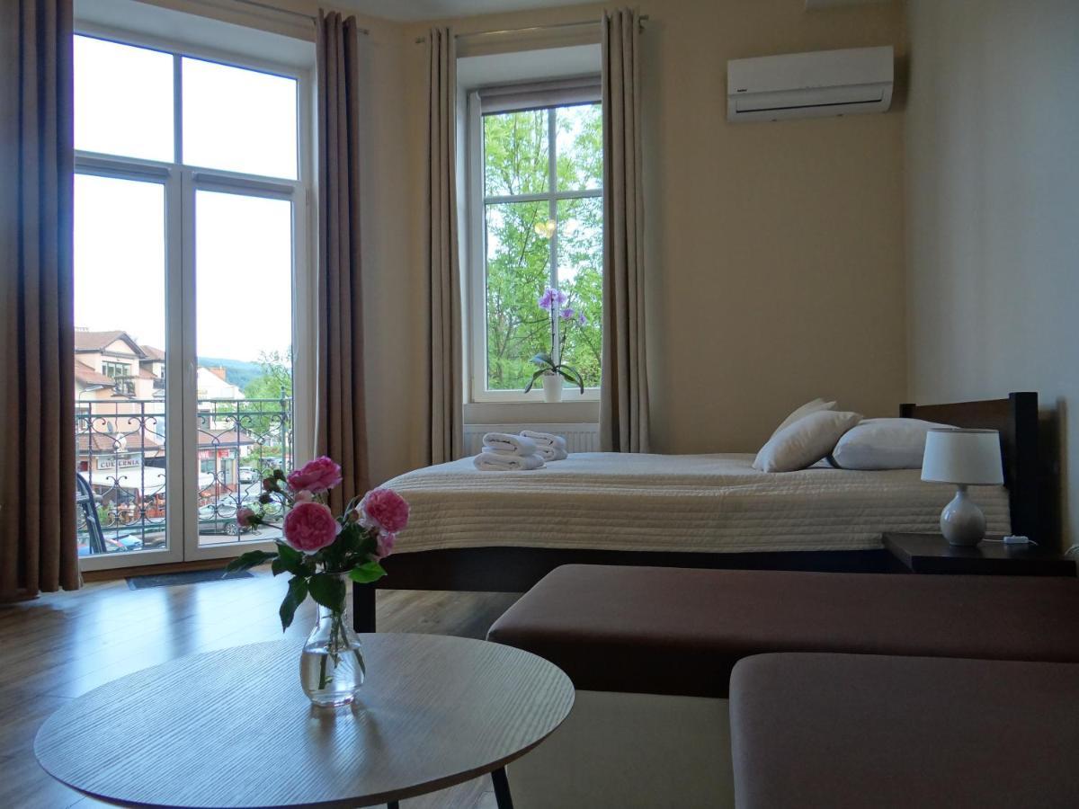 אוסטראון The Lion Rooms מראה חיצוני תמונה